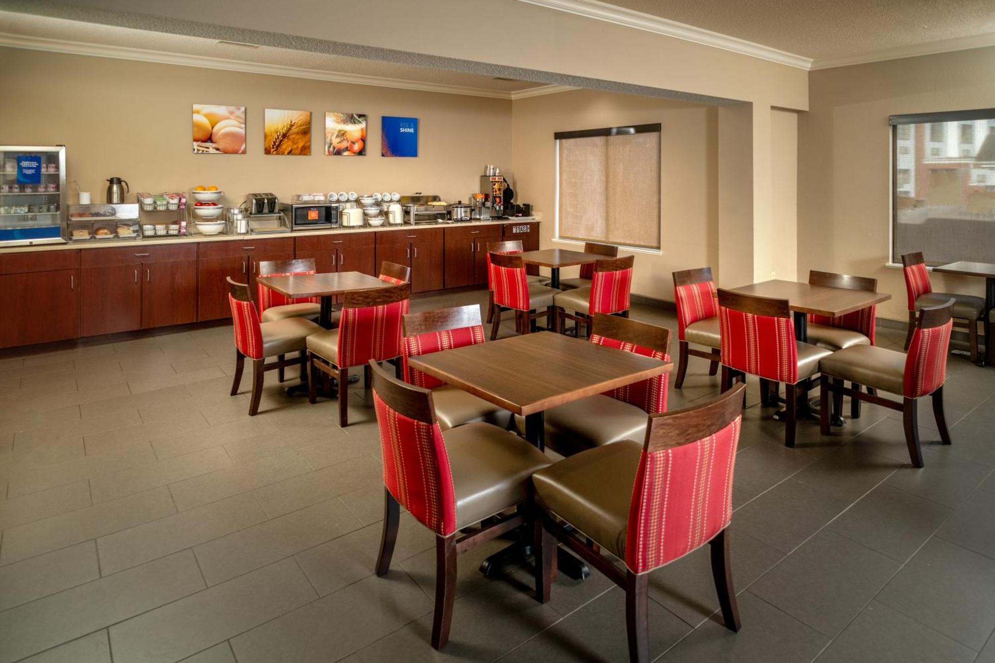 Comfort Suites Prestonsburg West Ngoại thất bức ảnh