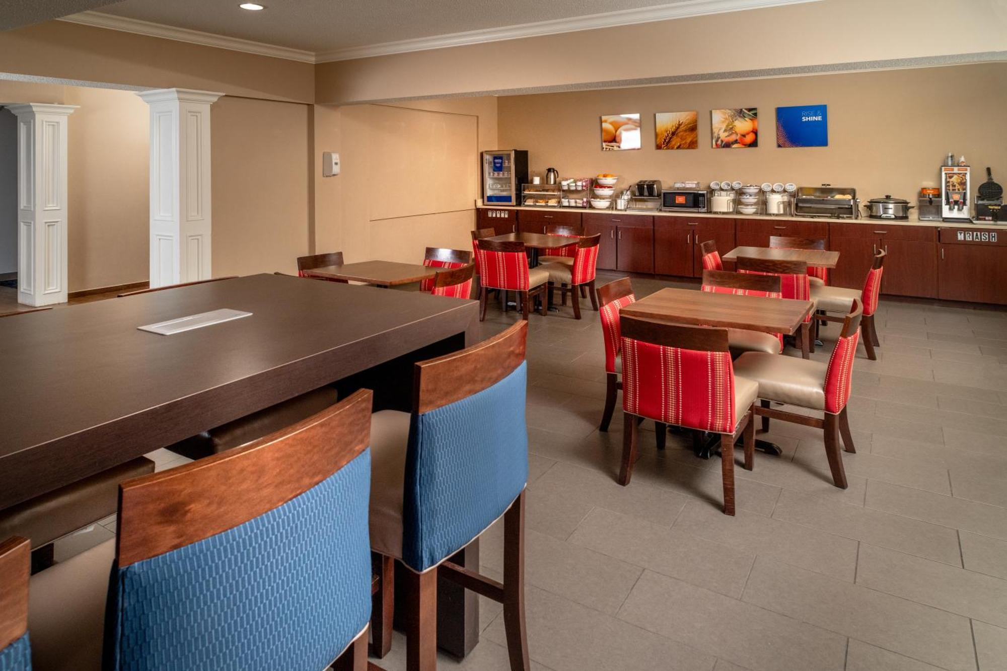 Comfort Suites Prestonsburg West Ngoại thất bức ảnh